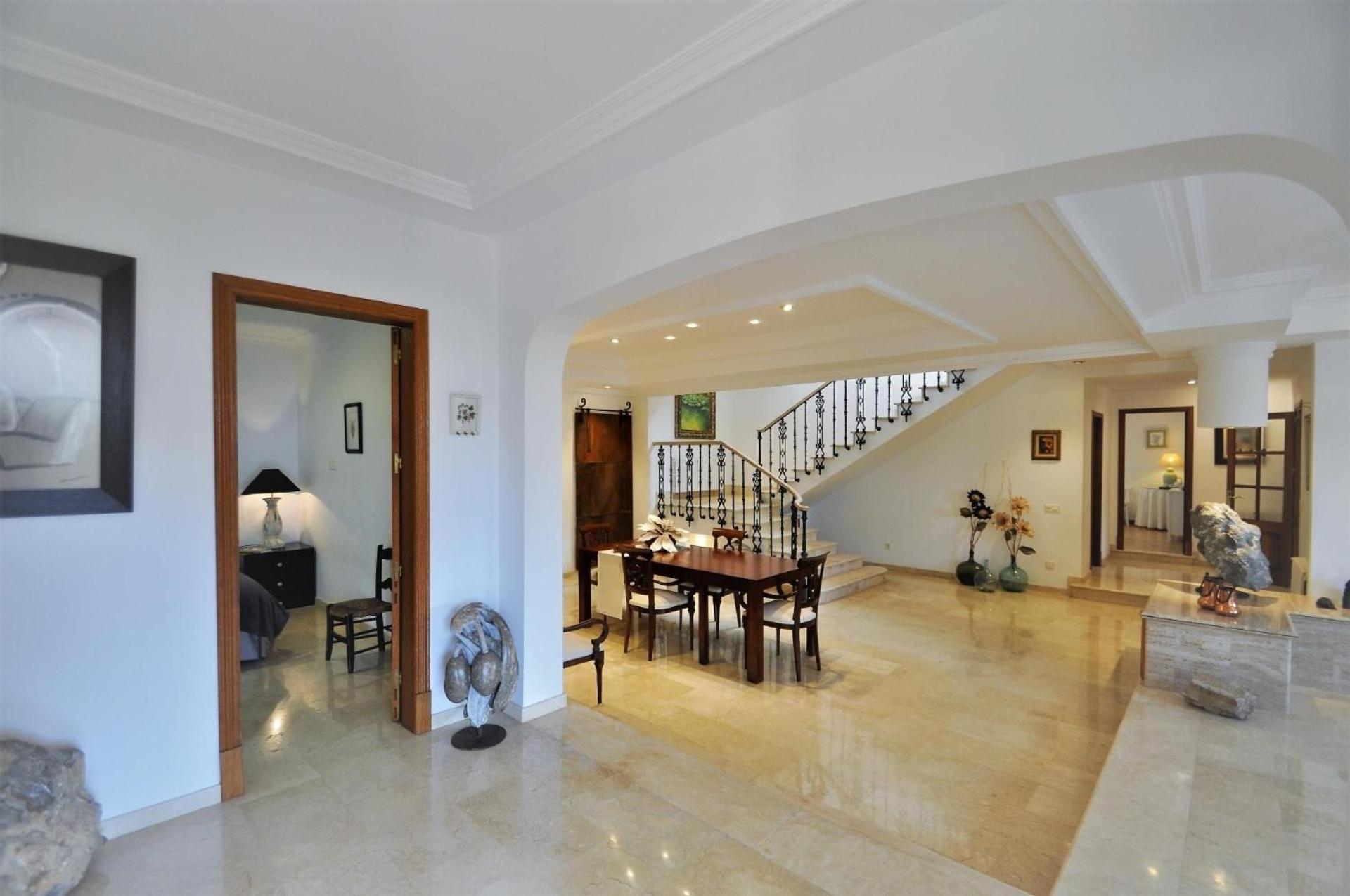 Ferienhaus Mit Privatpool Fuer 8 Personen Ca 350 Qm In Inca, Mallorca Binnenland Von Mallorca