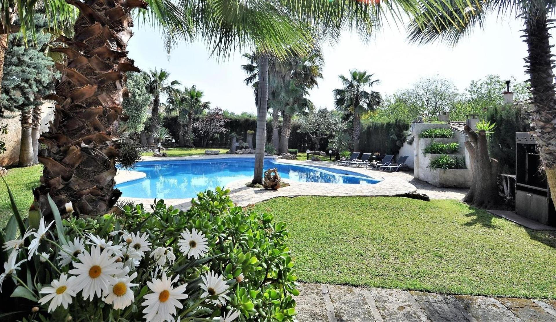 Ferienhaus Mit Privatpool Fuer 8 Personen Ca 350 Qm In Inca, Mallorca Binnenland Von Mallorca *