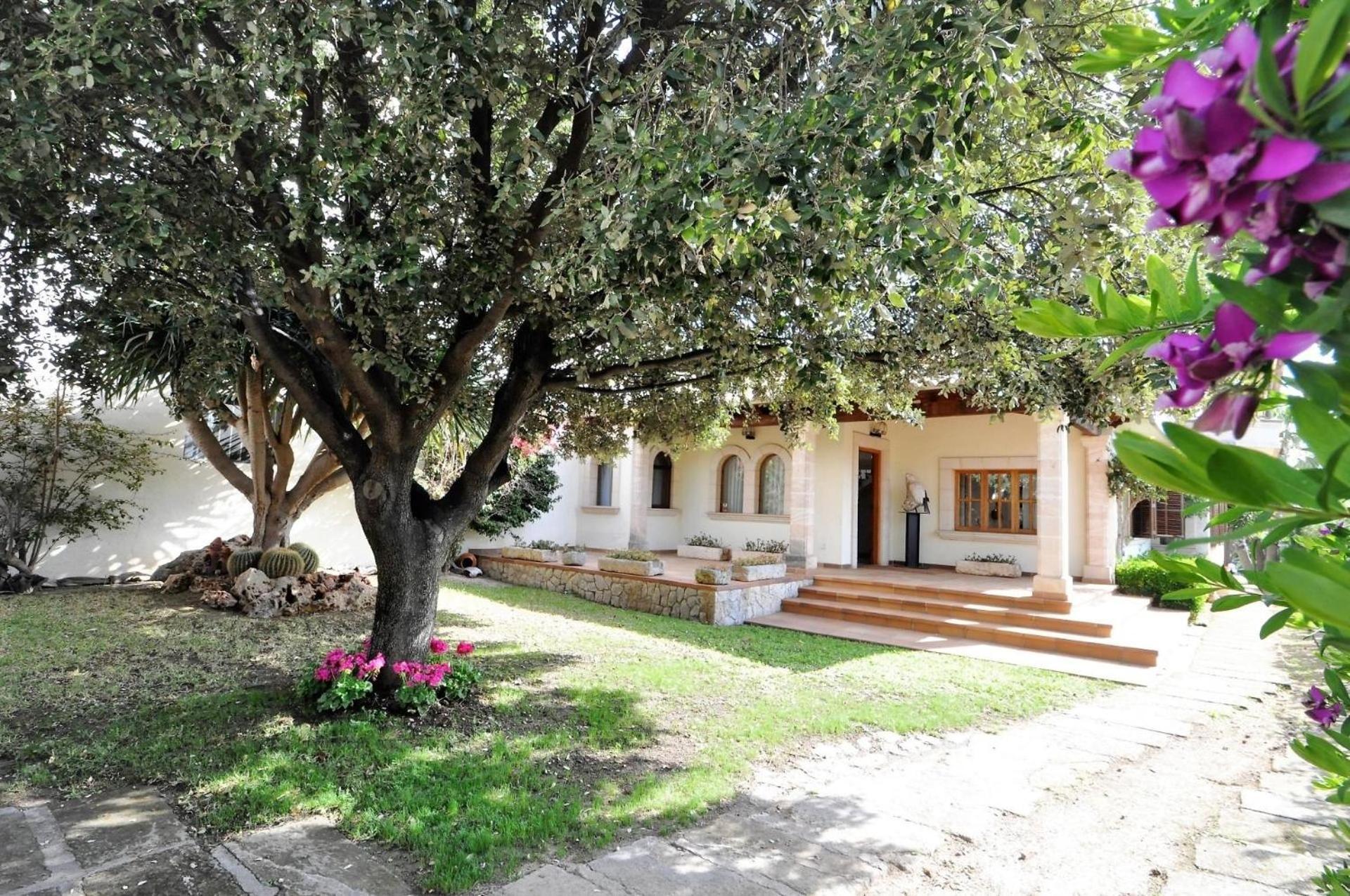 Mit Privatpool Fuer 8 Personen Ca 350 Qm In Inca, Mallorca Binnenland Von Mallorca Ferienhaus